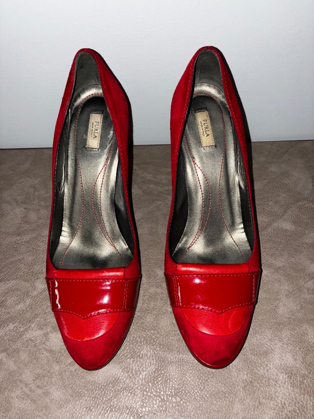 Furla Italian made suede and shiny red heels pumps shoes